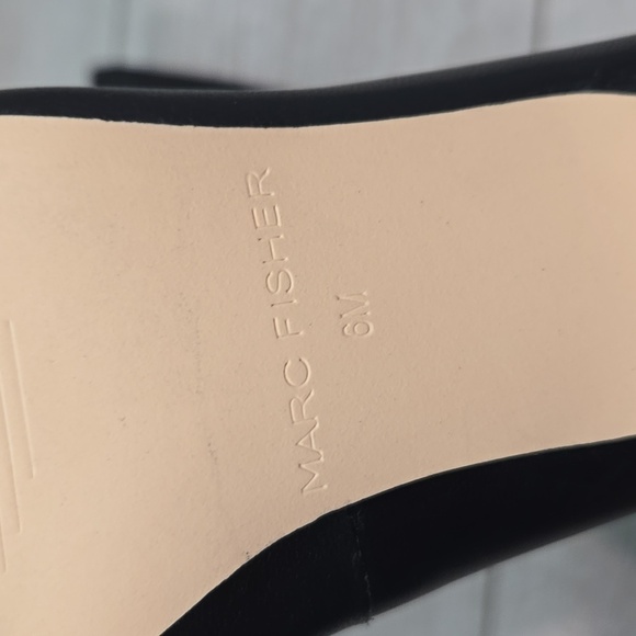 Marc Fisher Women Black Leather Heels The Pointed Toe Shoes Sz 6M - Picture 10 of 10